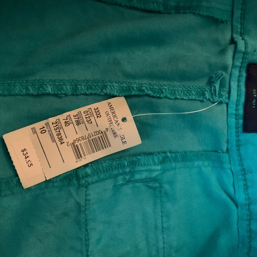 Shorts - Picture 5 of 5